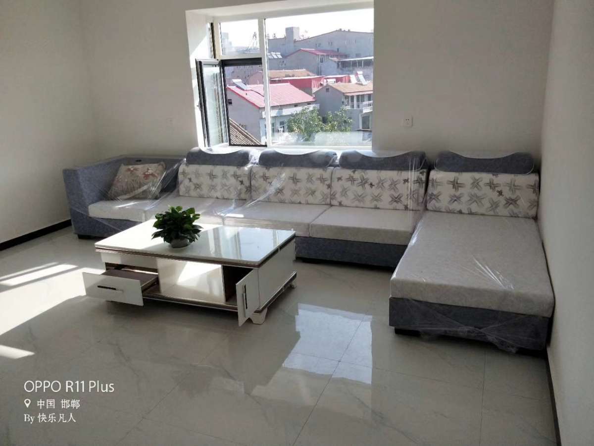 出租县城3室2厅2卫160平米 租金11000元/年 出租县城3室2厅2卫160平米 租金11000元/年